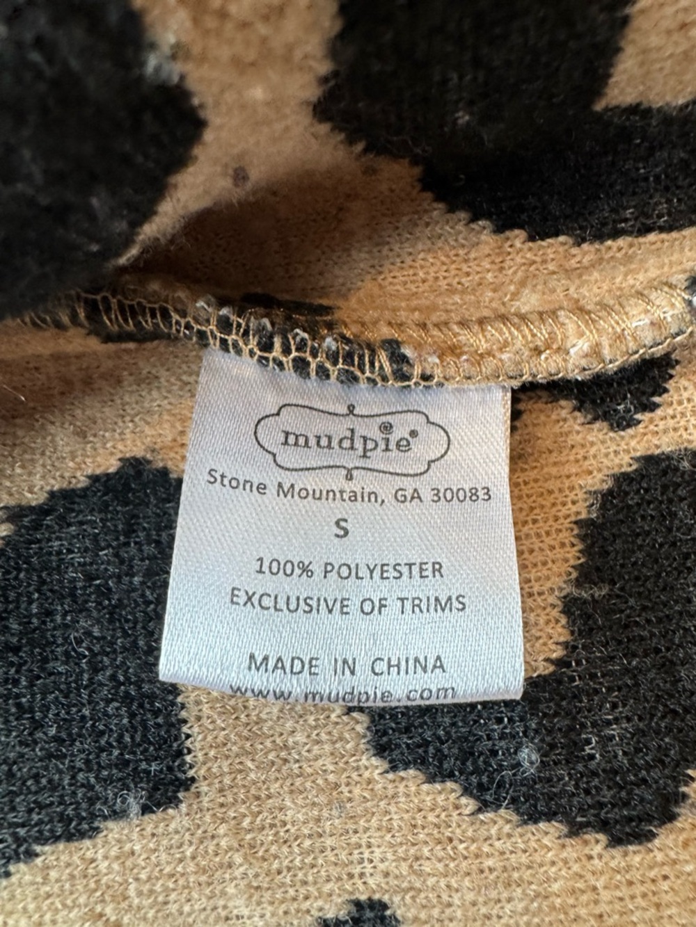 Mud Pie Leopard Sherpa Vest in Tan and Black - Picture 4 of 7
